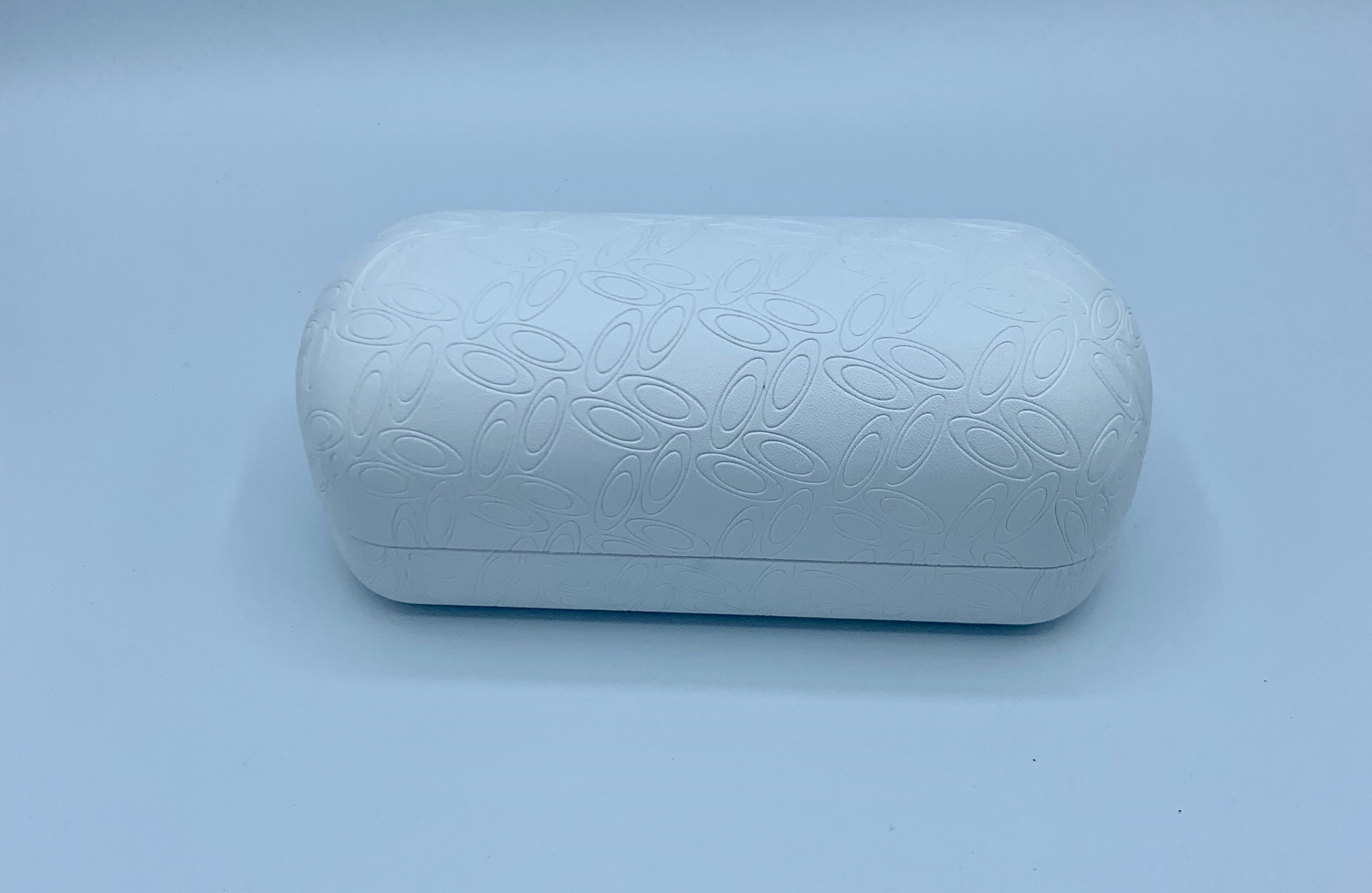 Oakley White Signature Glasses or Sunglasses Case - Hard  display picture 3