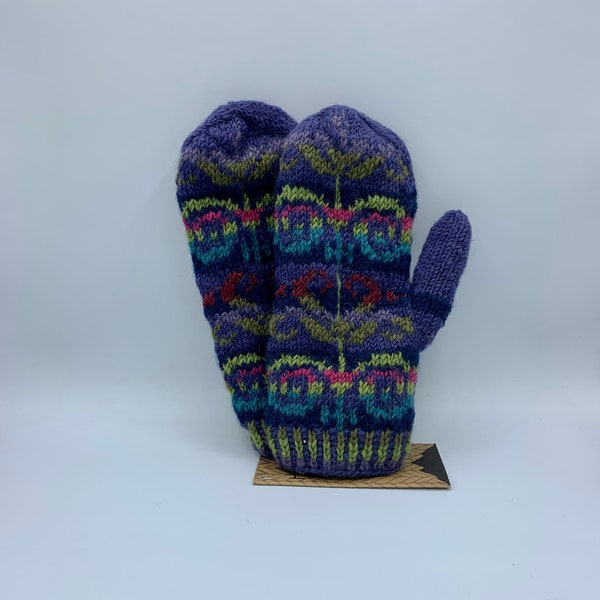 LOST HORIZONS Knit MITTS from Nepal - Women's Size Medium - Mintam Amethyst Excellent Condition Wool Mittens Never Worn Free Shipping