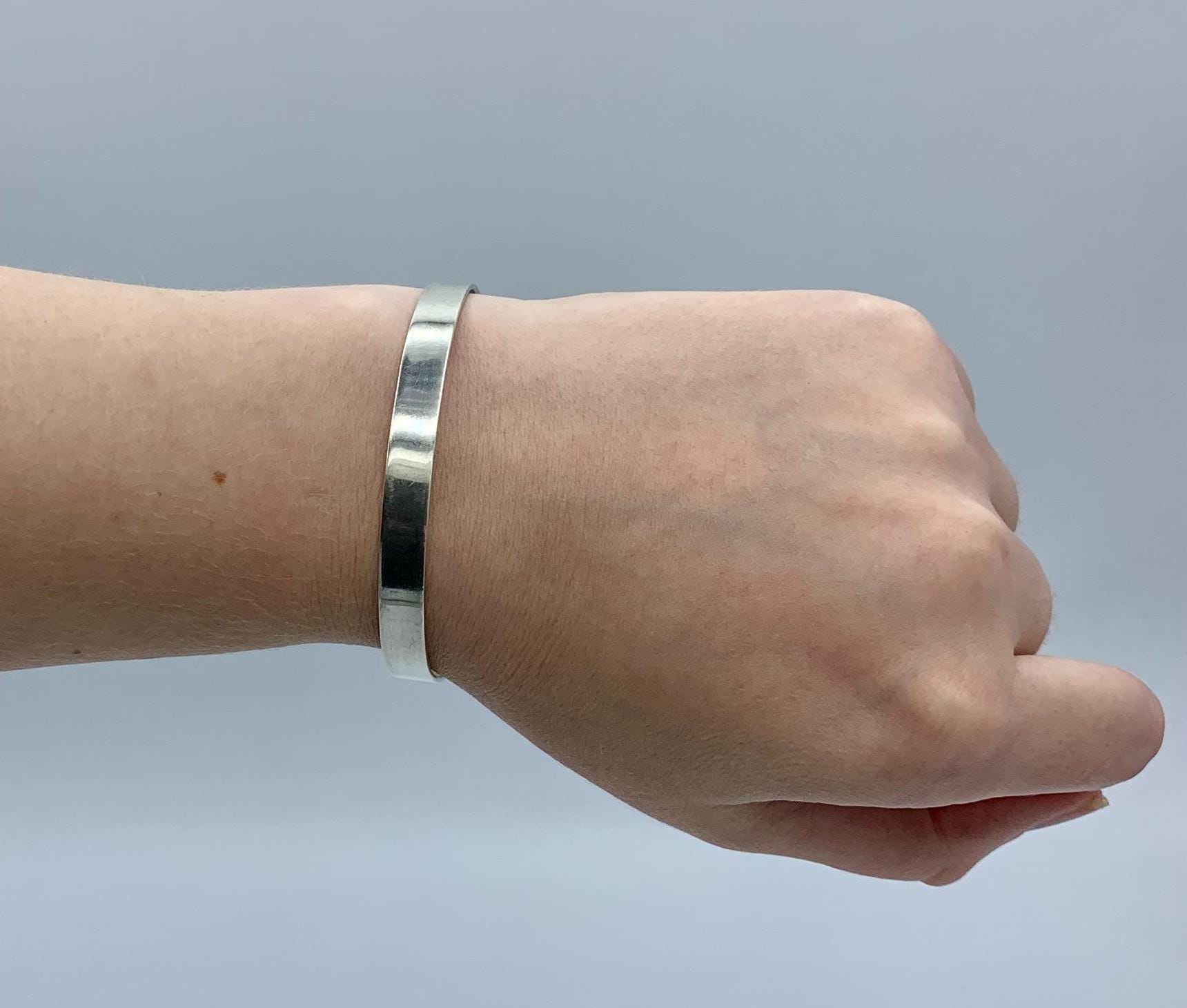 90年代　silver925 bangle 925 Sterling Silver Bangle, Designer Wide Silver Bangle