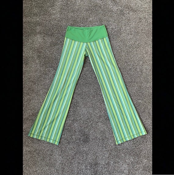 LULULEMON Size 4 Tall Vintage Green Stripe Wide Leg Bell Bottom Flare Yoga  Pants GROOVY Excellent Perfect Condition Rare Find FREE Shipping -   Canada