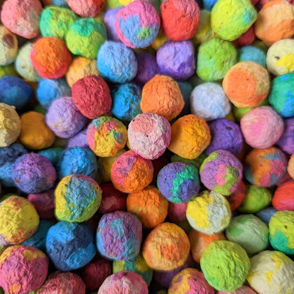 40 Wildflower Seed bombs / Seed Ball, Plantable Paper, Rainbow Mix, eco friendly, recycled table decorations