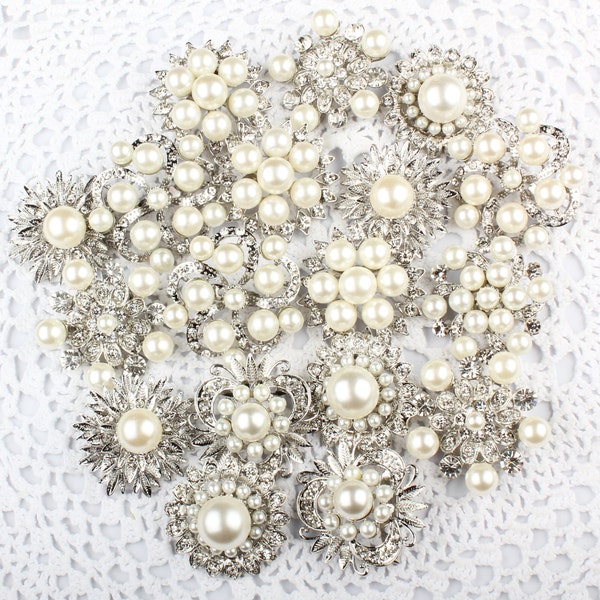 18 Crystal Rhinestones Brooch Silver Brooch Rhinestone Wedding Brooches Brooch Bouquet Kit Silver Brooch Pearl Brooch Wedding Cake Brooch