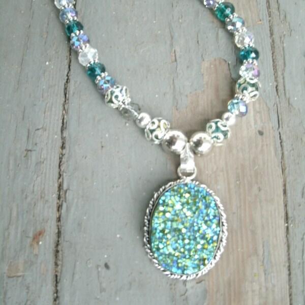 Titanium Druzy Agate Pendant Necklace in a Teal color with 925 Sterling Silver Setting and Swarovski Crystal in blue/green, statement