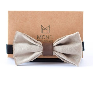 Boho Wedding Beige Velvet Bow Tie - Ready Tied Men&#39;s Bow Tie - Groomsmen Gift - Gift for Him