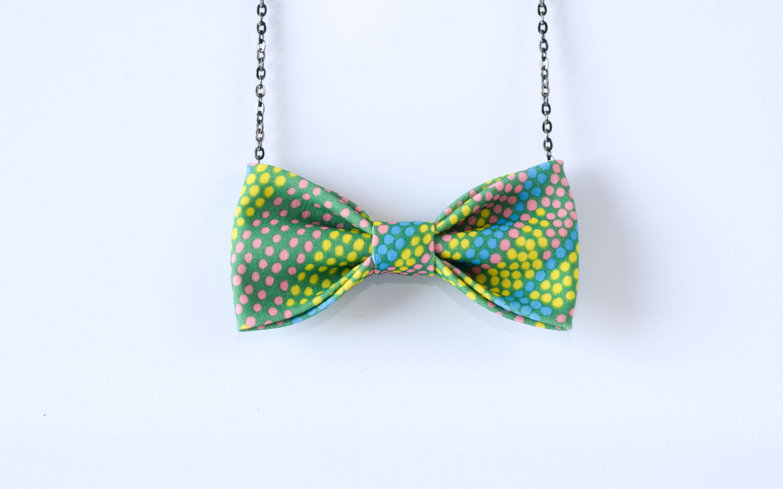 Green Dot Bow Tie Pendant Necklace for Women, Boho Women's Accessory, Gift for Women Her Girlfriend