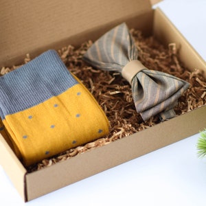 Accessories Set for Men, Gift Set for Him Husband Boyfriend Dad, Christmas Bow Tie, Christmas Socks