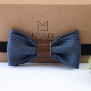 Papillon blu classico per ragazzo, papillon senza tempo preannodato, papillon blu minimalista per bambino, regalo per ragazzo