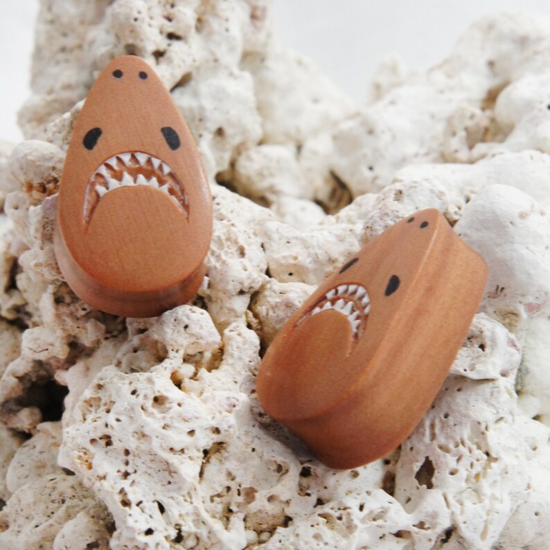 12mm 00G 1316 22mm 78 916 Pair Sawo Wood Teardrop Shark Plugs 10mm 58 12 1116 18mm 20mm 25mm 1 16mm 14mm