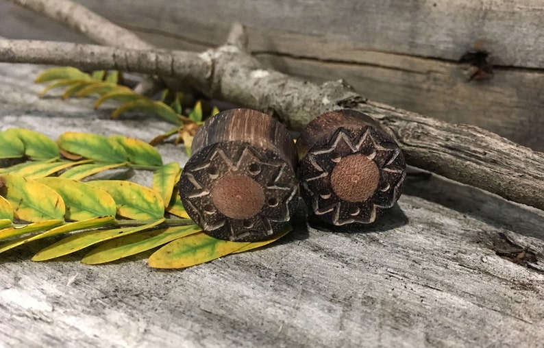 14mm Pair 58 Sono Wood Hand Carved Floral Bows w Circle Plugs Dark Brown Earrings 78 16mm 22mm 916