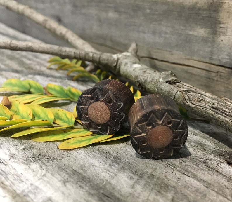 14mm Pair 58 Sono Wood Hand Carved Floral Bows w Circle Plugs Dark Brown Earrings 78 16mm 22mm 916