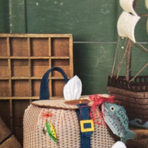 Plastic Canvas Pattern in 7 Count Winning Boutique Tissue Topper Dad&#39;s Fishing Basket Father&#39;s Day Spring Fall