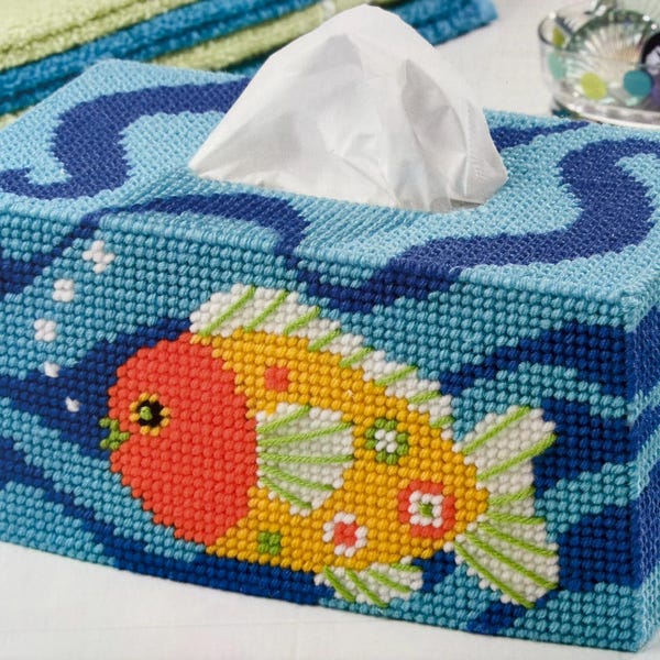 Plastic Canvas Pattern in 7 Count Cool Under the Sea Long Style Tissue Topper Cover
