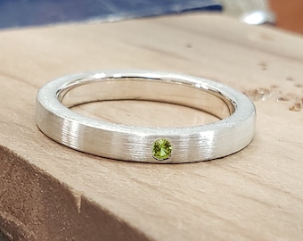 Thin Brushed Peridot Band in Sterling Silver - Peridot Band, Peridot Ring, Sterling Silver Wedding Band, Brushed Band, Brushed Peridot Ring