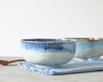 Large Handmade Ceramic Serving Bowl, Pottery Salad Bowl, Modern Footed Bowl, Gift For Mom, Marbled Drip Gray Ocean-Blue Dinner Serving Bowl
