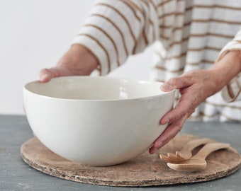 Large Deep Salad Ceramic Serving Bowl, Table Centerpiece Bowl, Modern White Pottery Big Fruit Bowl