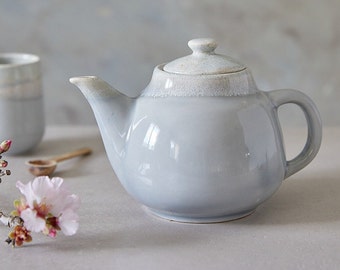 Large Handmade Gray Ceramic Teapot, Classic Lidded Stoneware Teapot, Modern Pottery Teapot, Tea Lovers Gift, Housewarming Gift, Gift for Mom