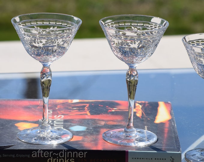 4 Vintage Etched CRYSTAL Port Wine ~ Liqueur Glasses, 1950's, 3 oz After Dinner Drinks ~ Aperitif ~ Dessert Wine, Sherry glasses
