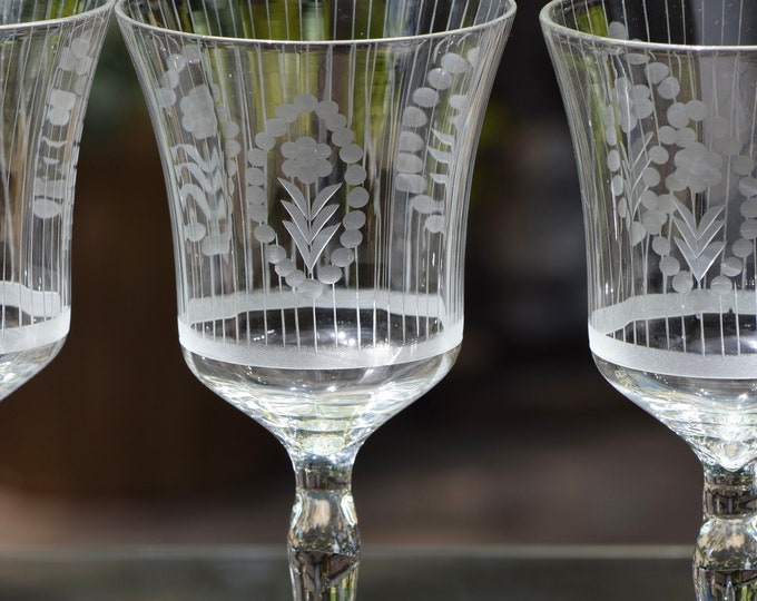 Vintage Etched Tall Wine Glasses - Floral Design, Set of 6