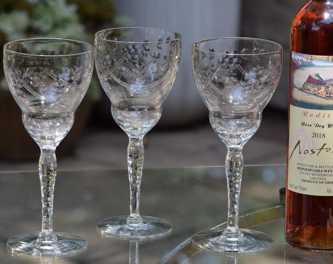SIP IN STYLE!  4 Vintage Etched Wine Glasses, Weston Glass, 1950's, Vintage Tall Crystal Water Goblets, Vintage Glassware, 10 oz wine