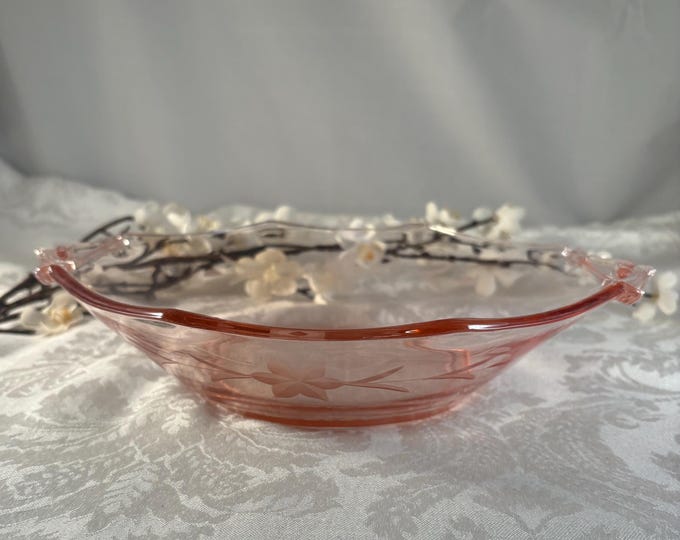 Vintage Pink Glass Etched Bowl, 1950's, Pink Fruit Bowl, Centerpiece Bowl