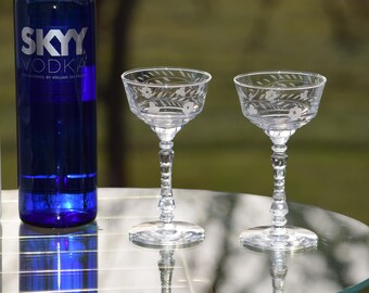 4 oz martini glasses vintage etched cocktail glasses set of 6 mixologist glasses oz tall glasses after dinner drink martini glass etsy 4 oz martini glasses vintage etched cocktail glasses set of 6 mixologist glasses oz tall glasses after dinner drink martini glass etsy