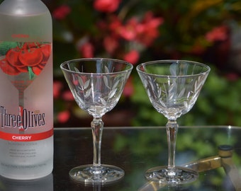 Vintage Etched Martini Glasses: 1950s Cocktail Party Glasses, Set of 4