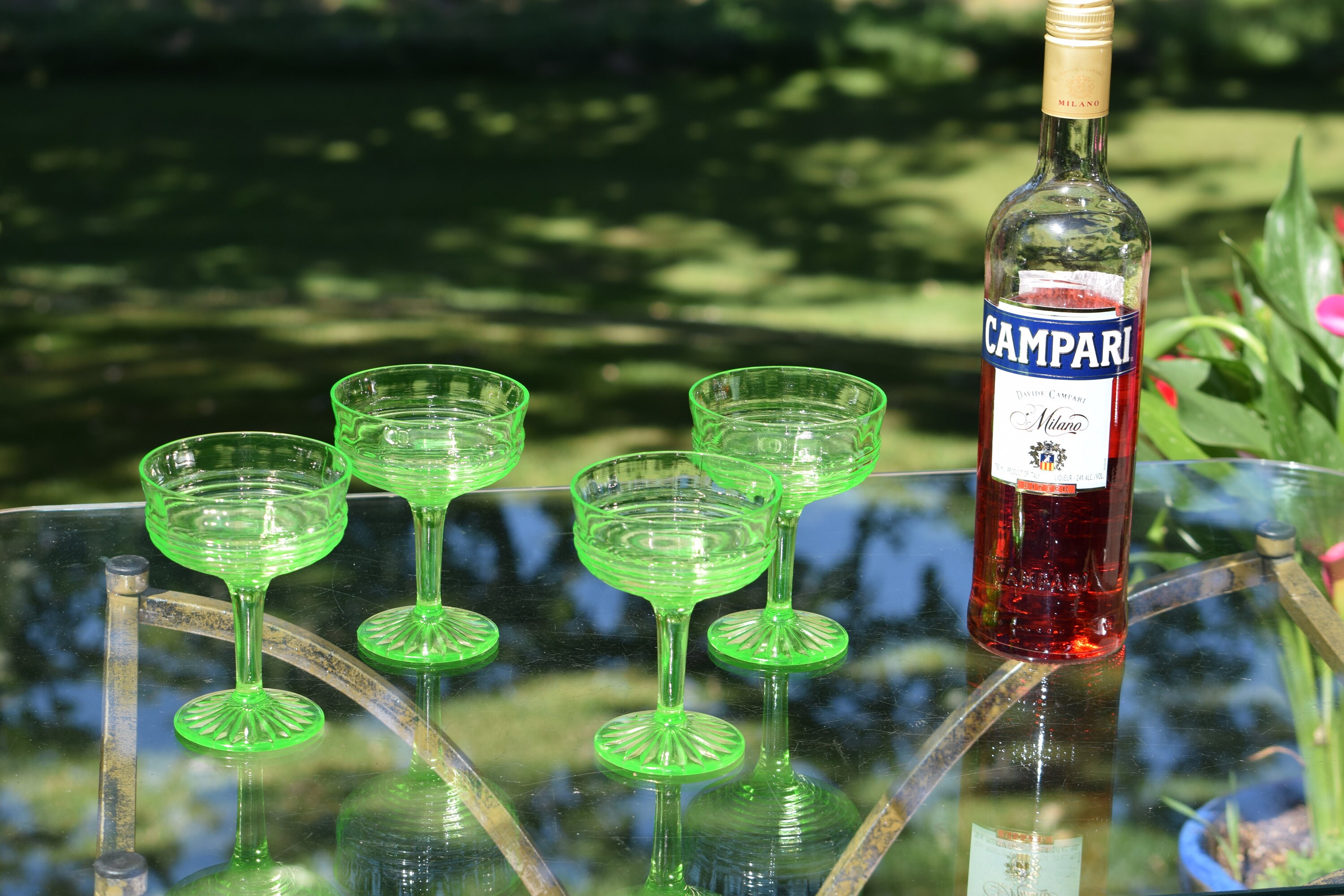 4 Vintage Green Cocktail Martini Glasses, Mixologist Craft