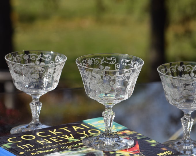 FUN AND FASHIONABLE! 6 Vintage Etched Cocktail Martini Glasses, Fostoria, circa 1940's, Wedding Champagne Glasses,  Cocktail Party Glasses