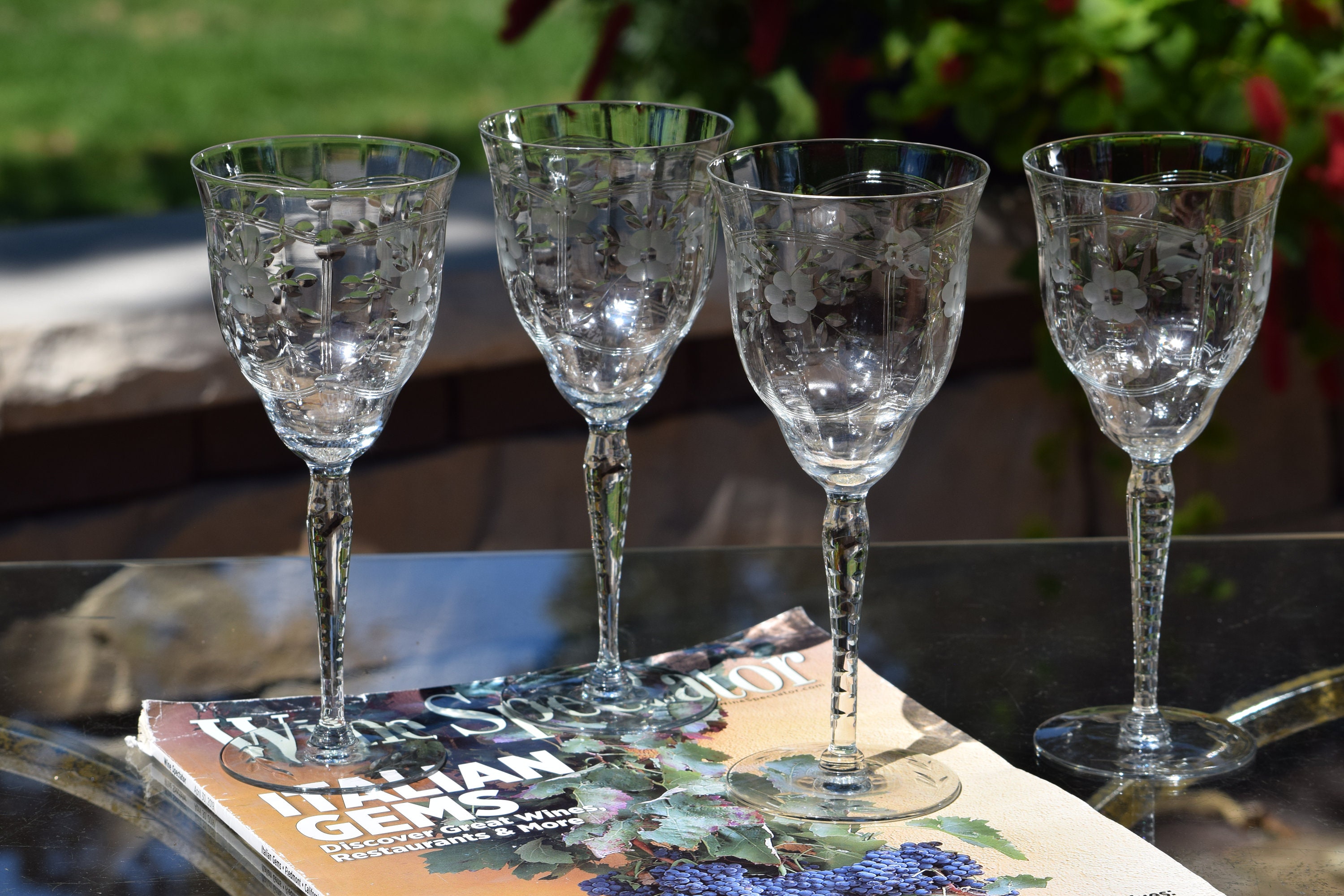 Vintage Set of 4 Clear Floral Etched Toasting Wine Glasses Tall Cut Stems —  RetroModernCo