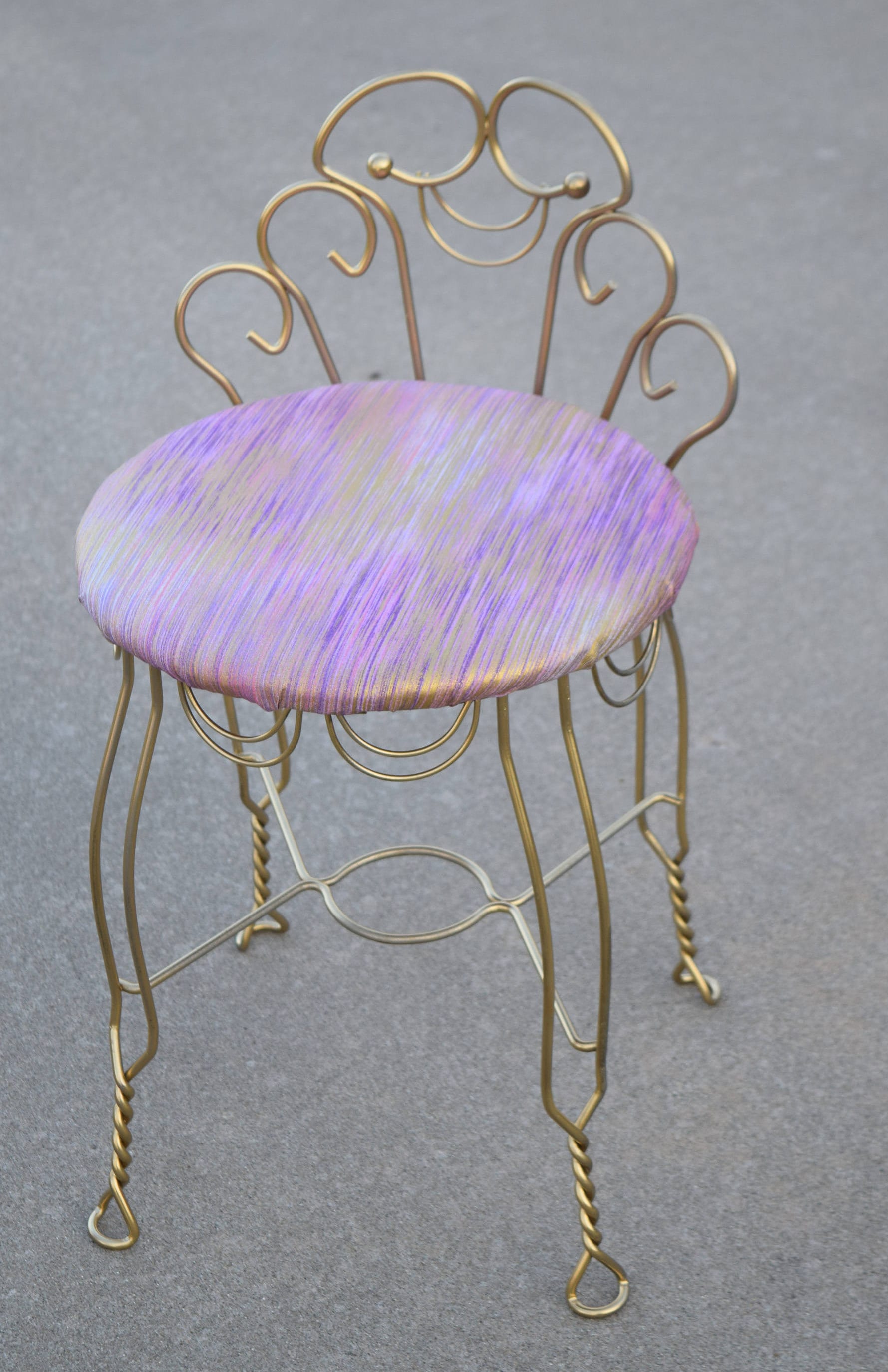 Vintage gold vanity chair deals