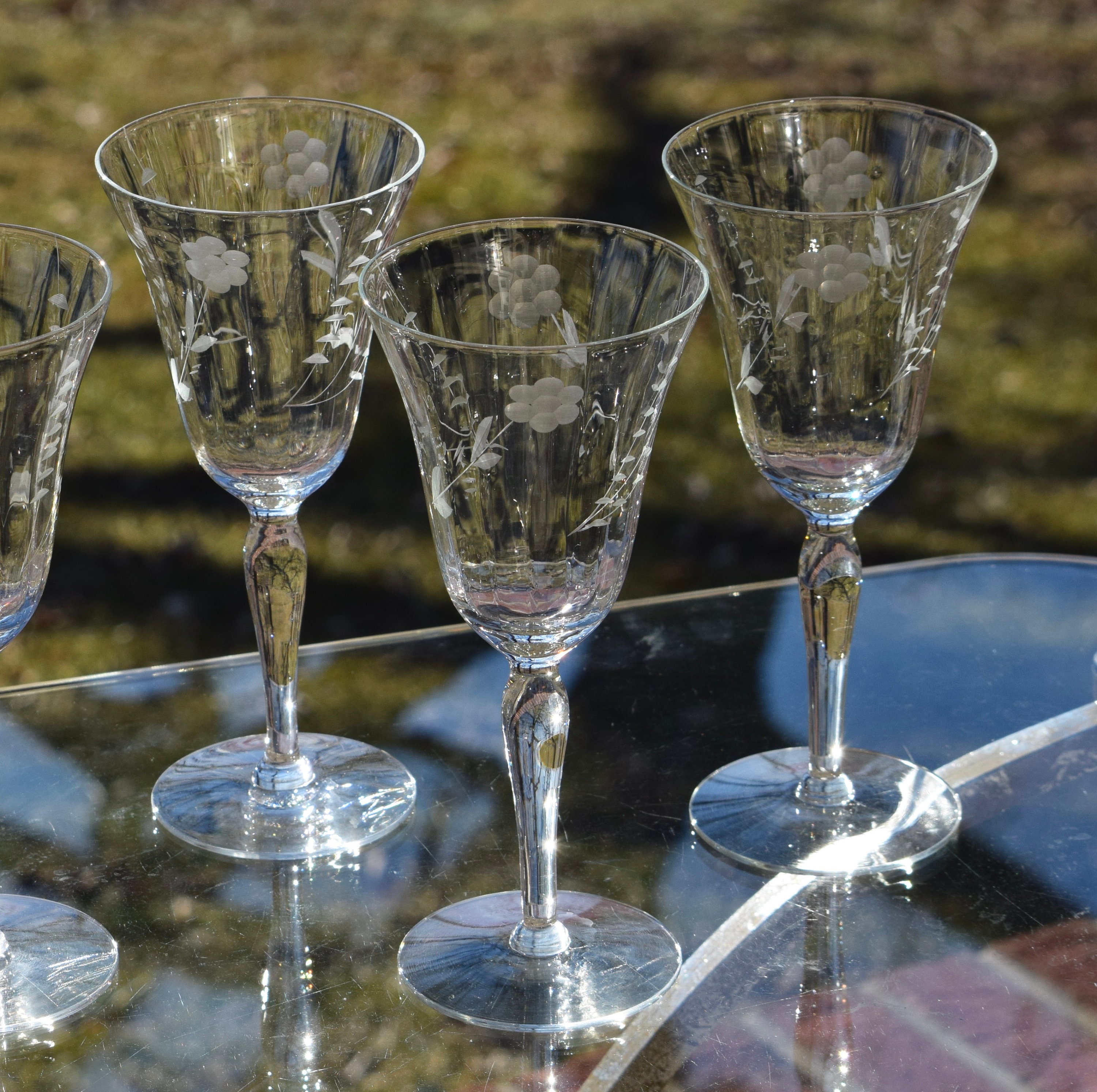 engraved wine glasses engraved wine glasses