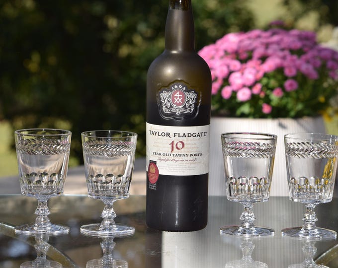 Sip your Wine in Style!  4 Vintage CRYSTAL Etched Wine Glasses, Seneca, c. 1950's,  6 oz Wine ~ Port Wine ~ After Dinner Drinks