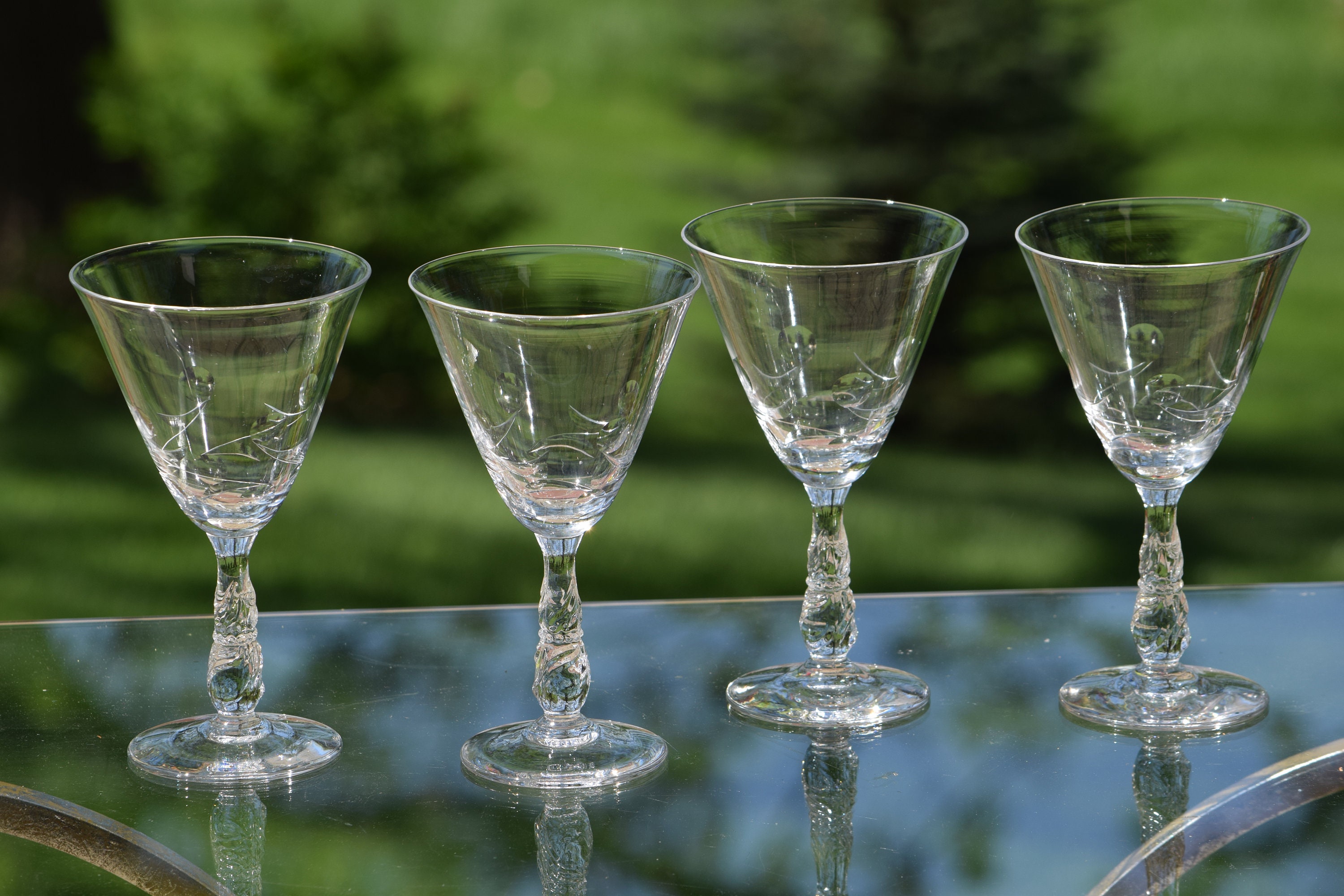 Set of 4 Vintage Etched Wine Glasses – feastvintage