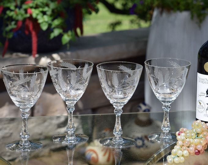 EXQUISITE! 4 Vintage Etched Crystal Wine Glasses, Cambridge, 1940's,  Vintage Crystal Water Goblets ~ Champagne Cocktail Glasses