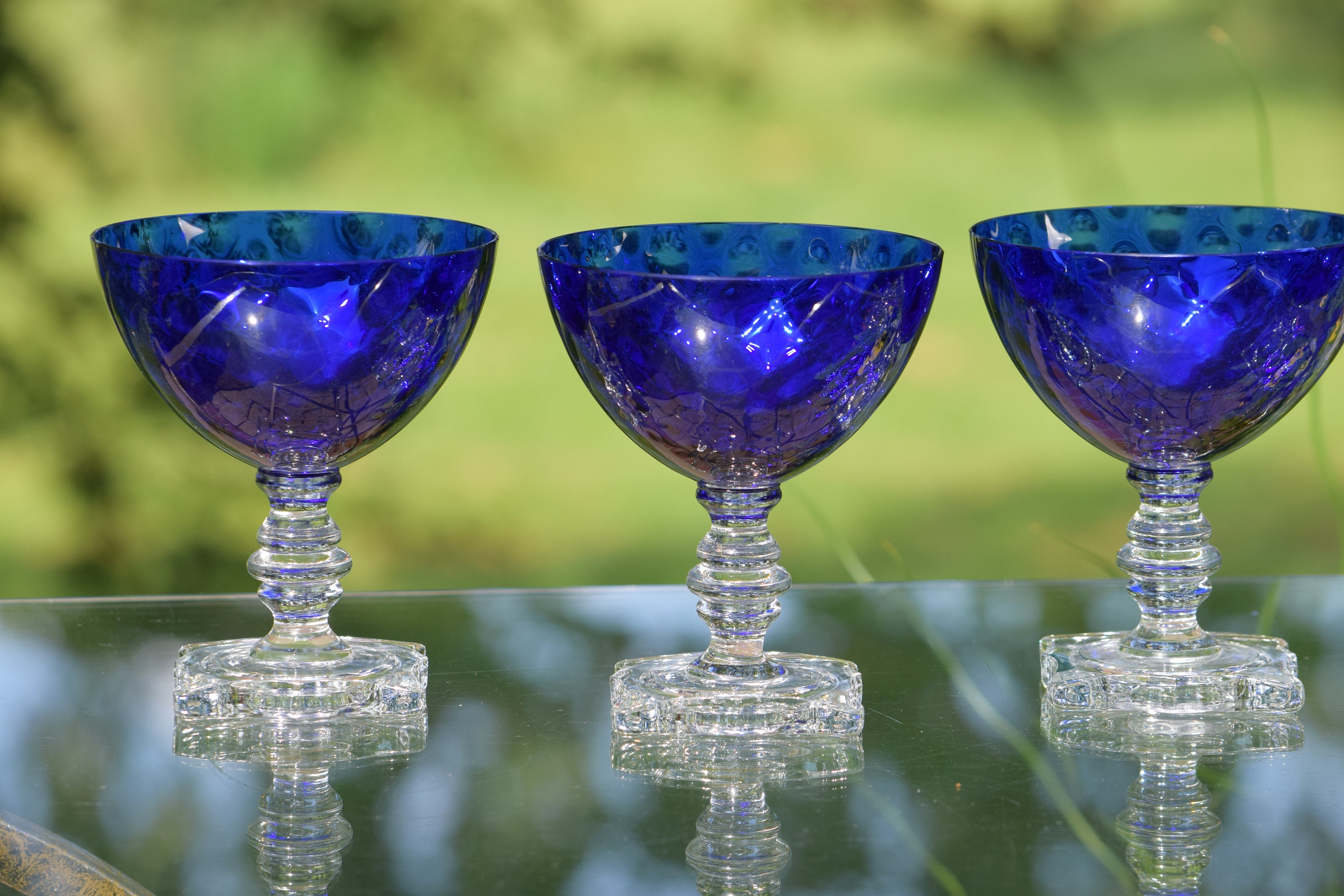 Vintage Cobalt Blue Cocktail ~ Martini Glasses, Set of 4, Cobalt Blue  Twisted Stemmed Cocktail glasses Vintage Cobalt Blue Champagne Glasses