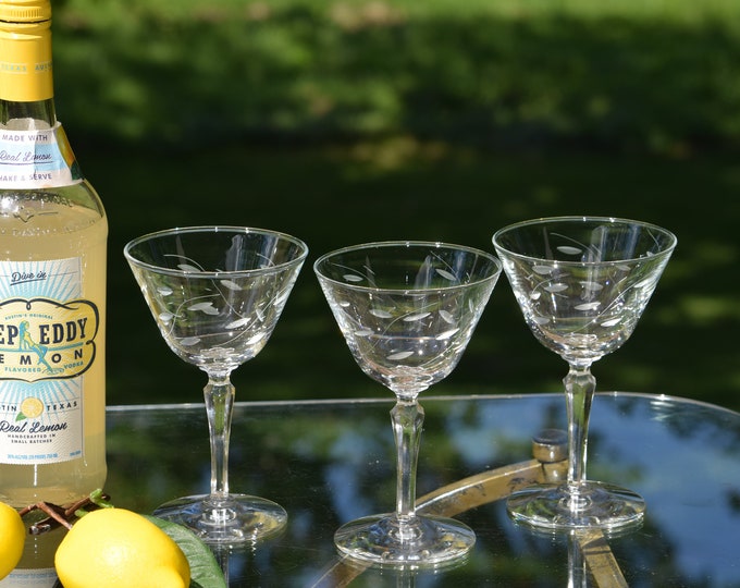 Vintage Etched Cocktail Martini Glasses, 1950's, Vintage Etched Champagne Glasses, Vintage Etched glasses, Home Bartender Glasses
