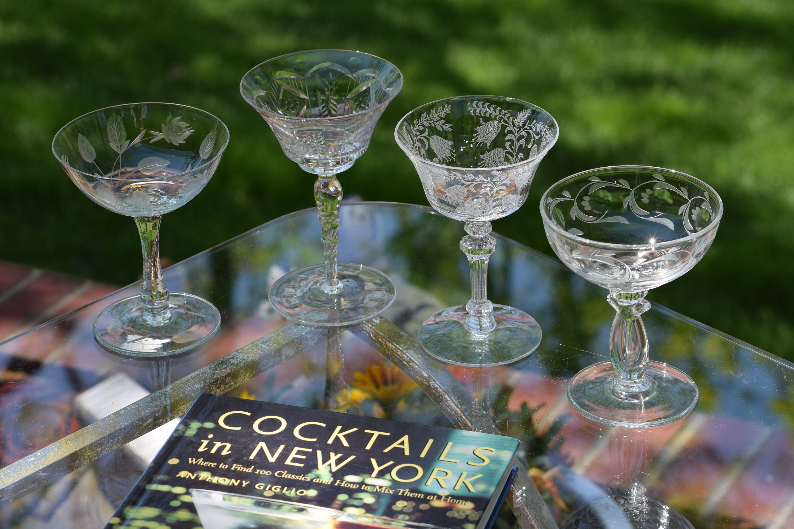 4 Vintage Etched Cocktail Martini Glasses, Set of 4 Mis-Matched - Mixed  Cocktail glasses, Vintage Champagne Glasses ~ Manhattan Glasses