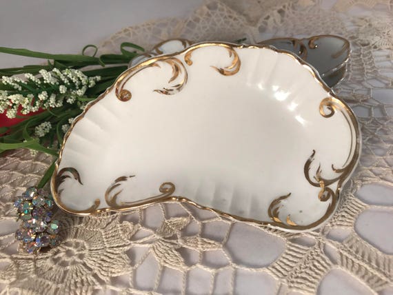 1 Vintage Porcelain Trinket Ring Dish ~ White Por… - image 2