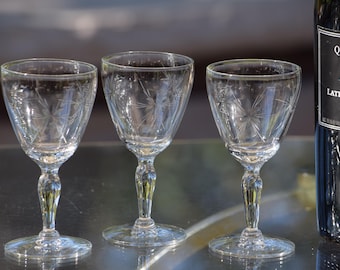 2-4 oz Port Wine 