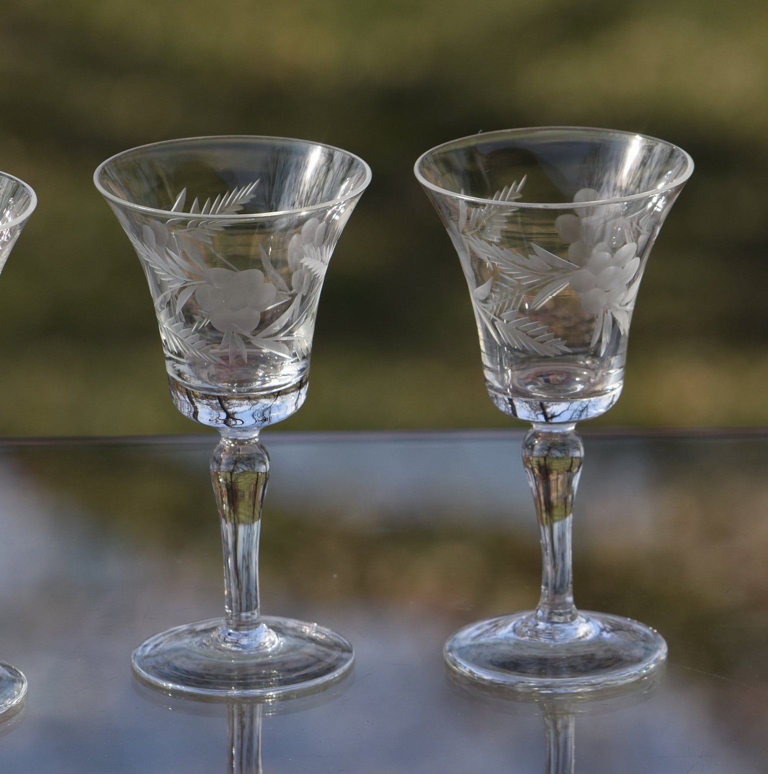 Vintage Etched Wine Cordials Glasses, Set of 4, circa 1950, 2 oz
