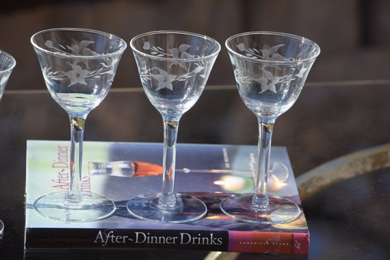 5 Vintage Etched Wine ~ Liqueur Glasses, 3 oz After Dinner Drink Glasses,  Dessert Cocktails, Vintage 3 oz Cocktail Glasses