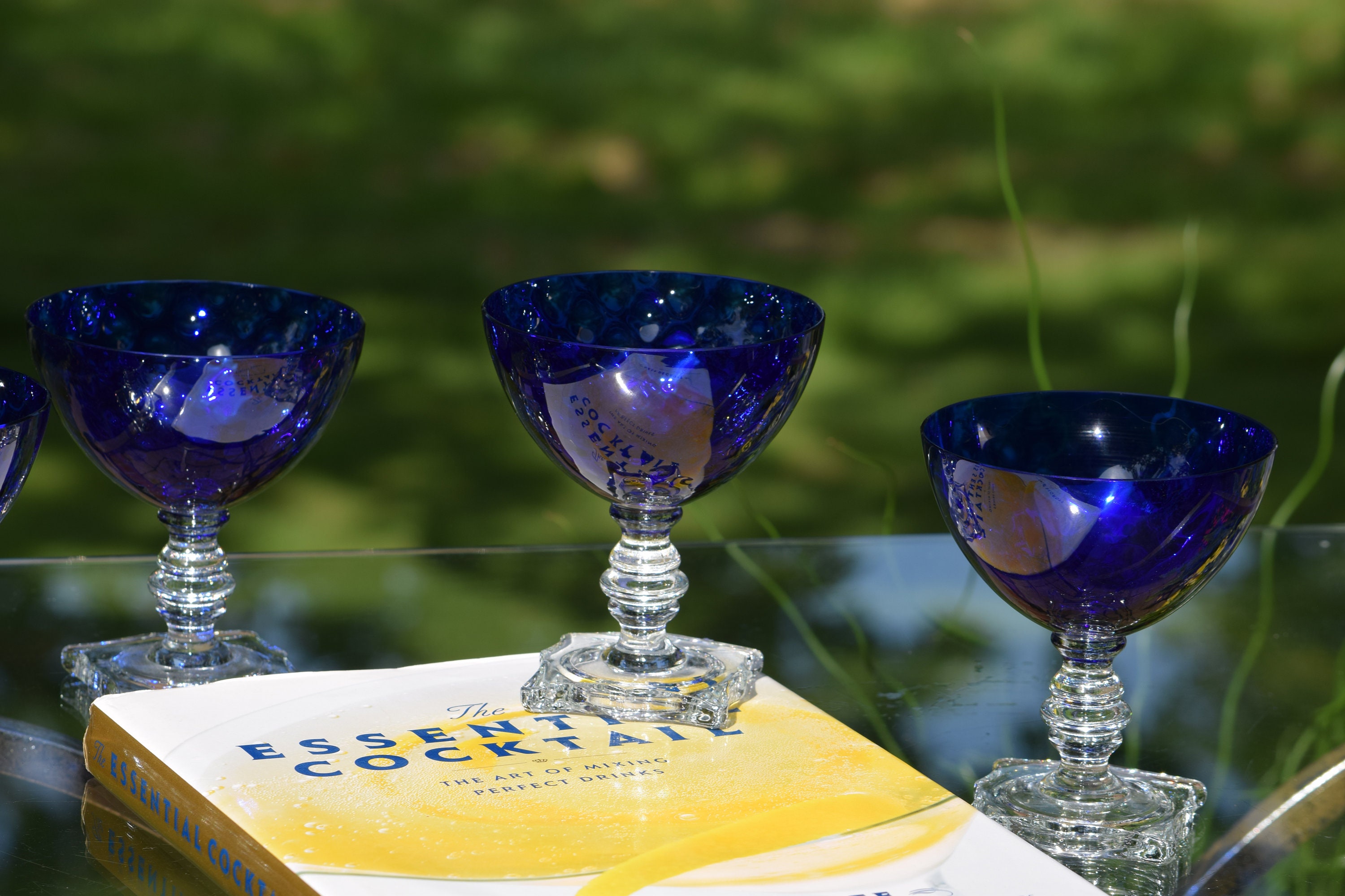 Vintage Cobalt Blue Cocktail ~ Martini Glasses, Set of 4, Cobalt Blue  Twisted Stemmed Cocktail glasses Vintage Cobalt Blue Champagne Glasses