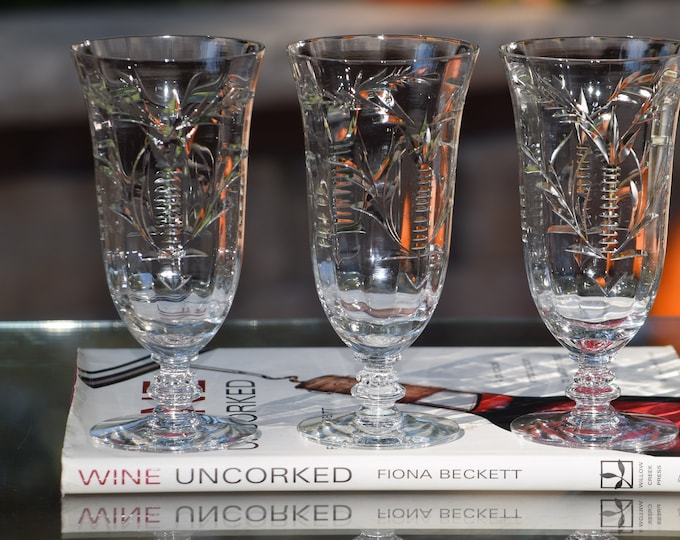 CAUSE A STIR! 4 Vintage Etched CRYSTAL Wine Glasses, Tiffin Franciscan ~ 1960's, 10 oz Wine ~ Cocktail Mimosa Glasses, Tall Cocktail Glass
