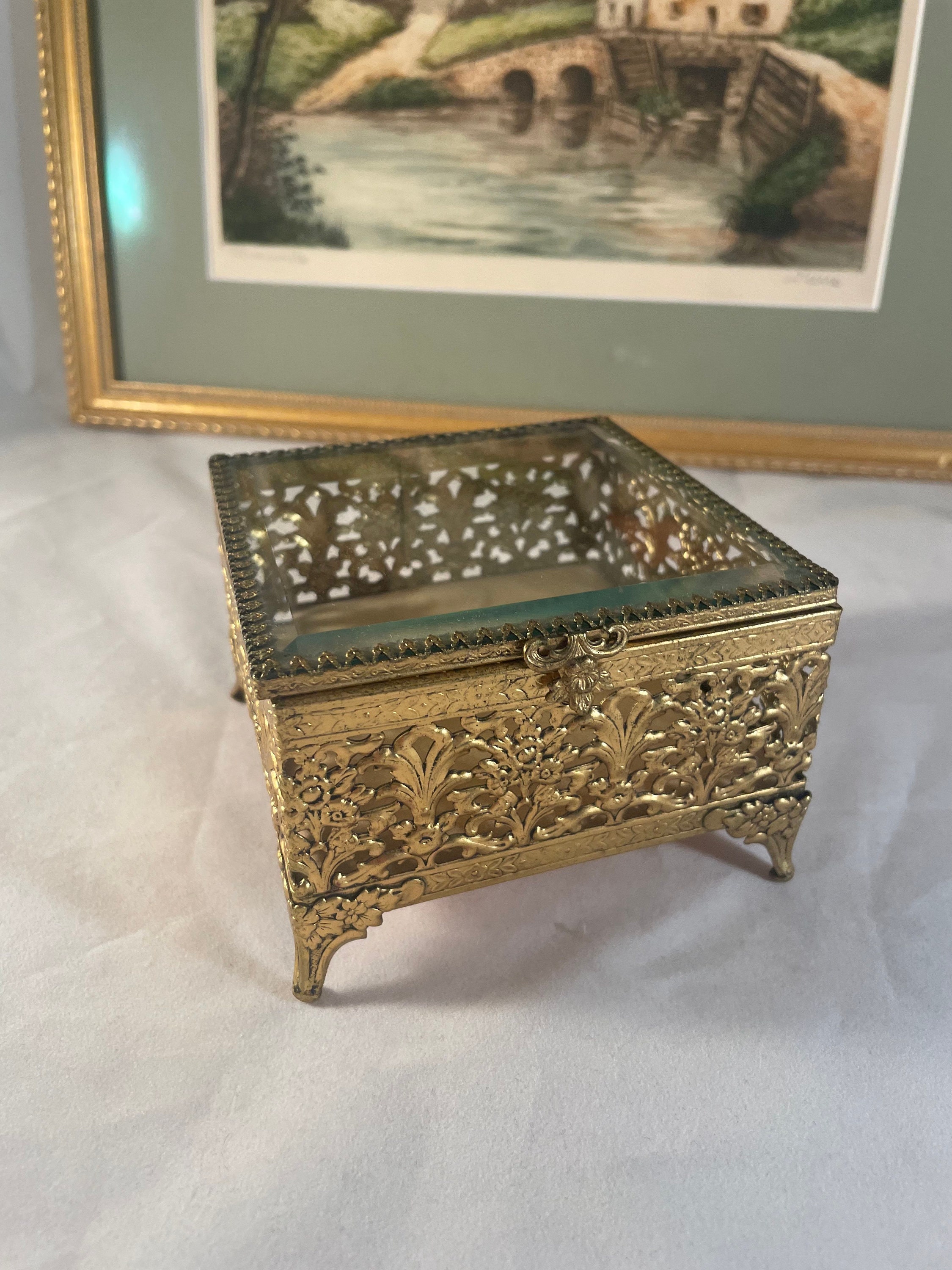 Antique brass jewelry best sale