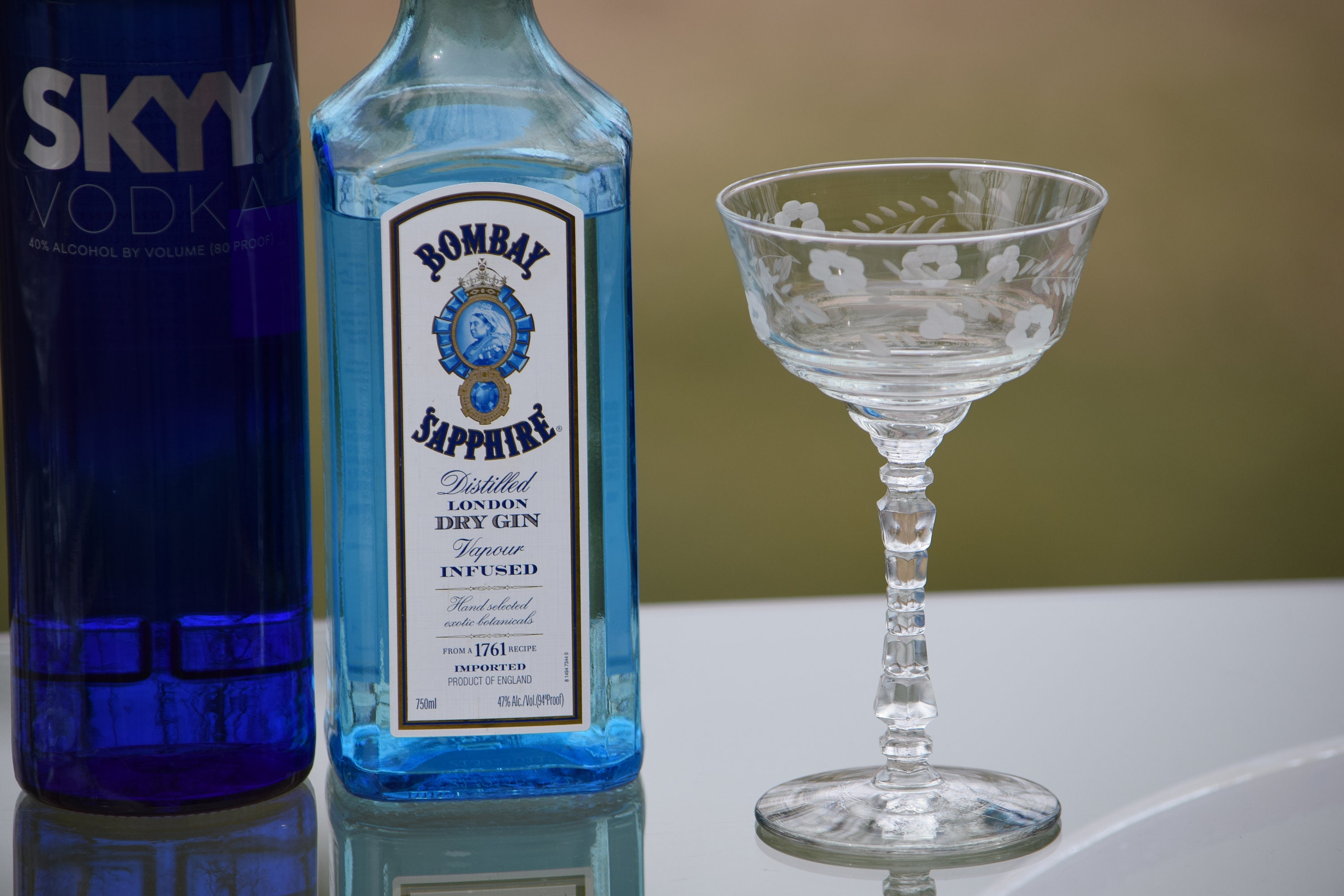 Vintage Etched Cocktail Martini Glasses Set of 4, Rock Sharpe, Halifax