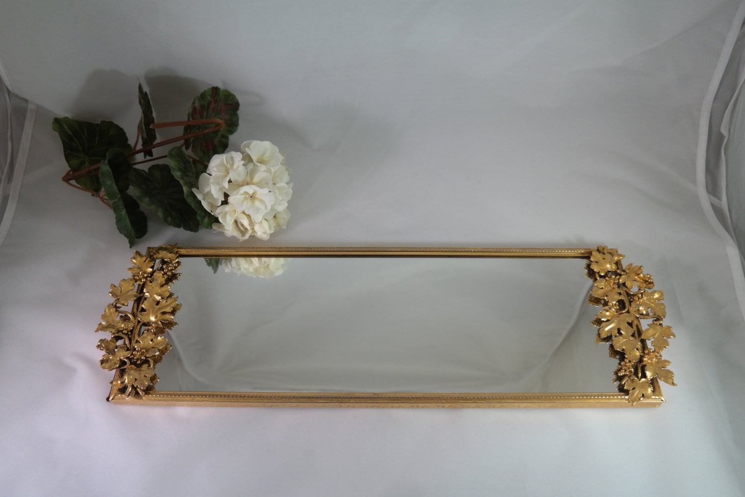 Vintage Gold Mirrored Tray, Brass Vintage Vanity Perfume Home Decor Mirror Tray, Shabby Chic