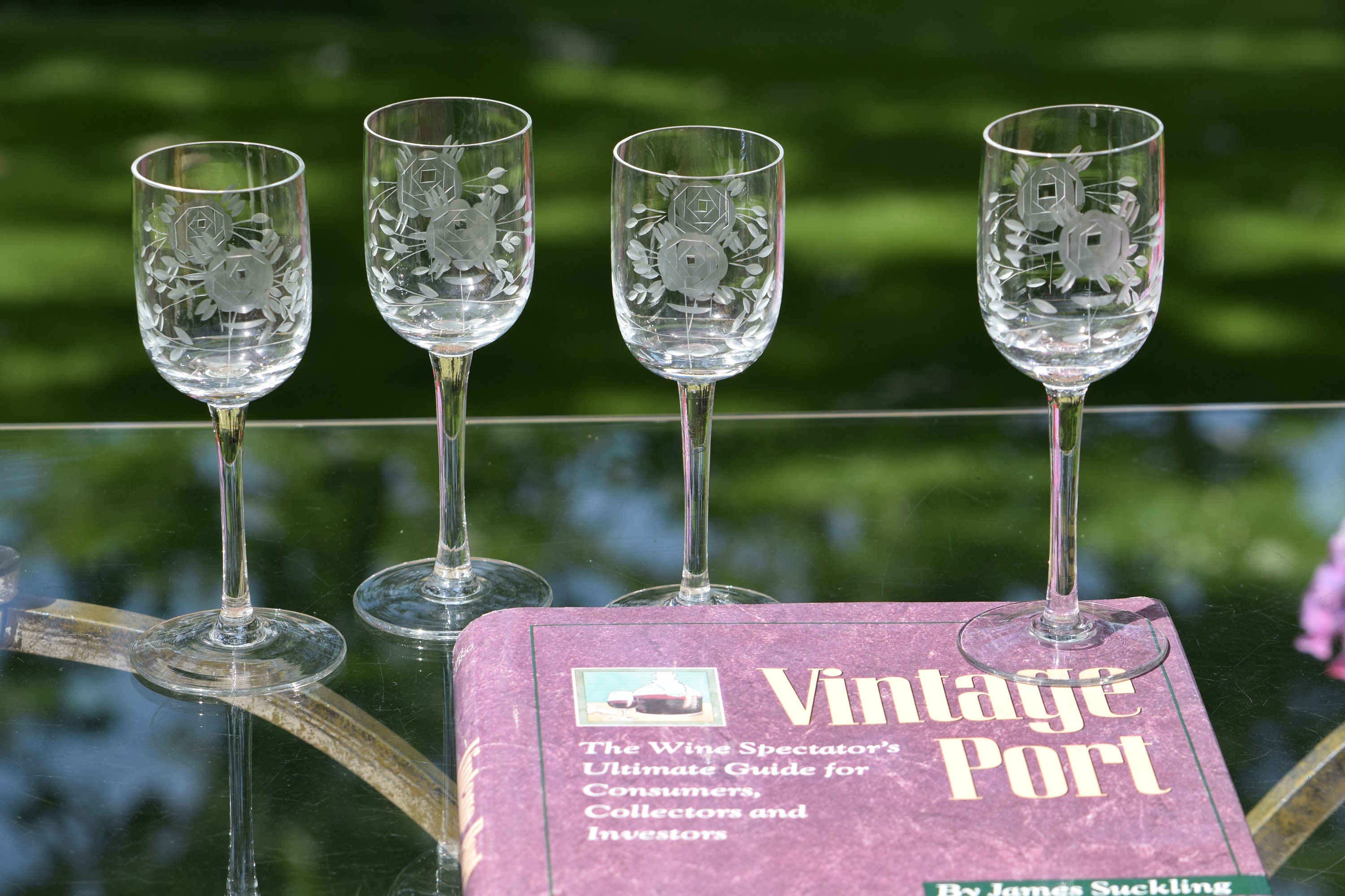 4 Vintage Etched Wine Liqueur Cordials After Dinner Drink Glasses, 4