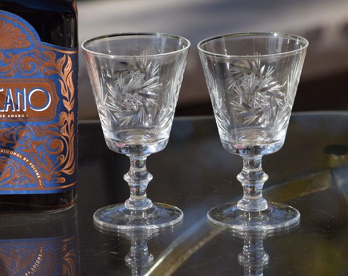 PORT ANYONE?  5 Vintage Etched Port Wine Glasses, 1950's, Etched Starburst 5 oz Dessert Wines, After Dinner Drink Liqueur Aperitif Glass