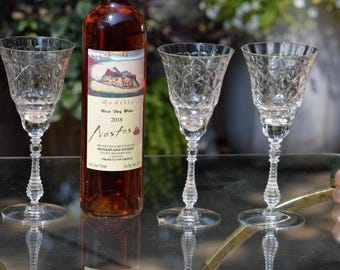 Vintage Etched Wine Glasses - Rock Sharpe 1950s Stemware