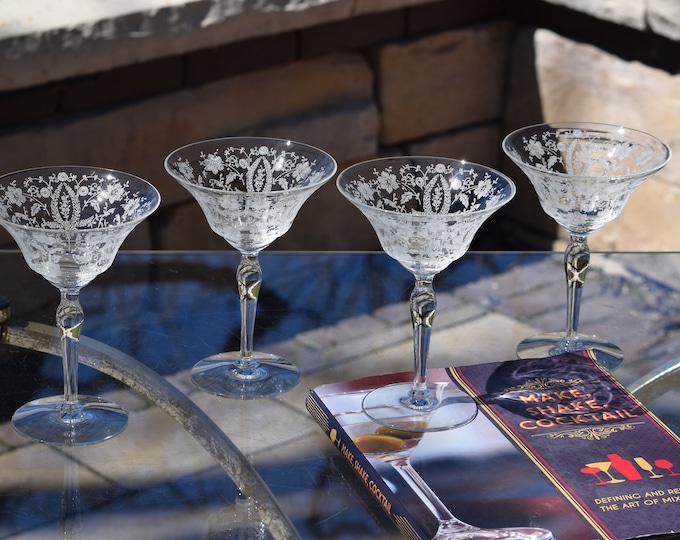 4 Vintage Geätzte Cocktail - Martini Gläser, Nick und Nora Cocktails, 50er Jahre, Vintage Geätzte Champagner Gläser, Manhattan Cocktailgläser